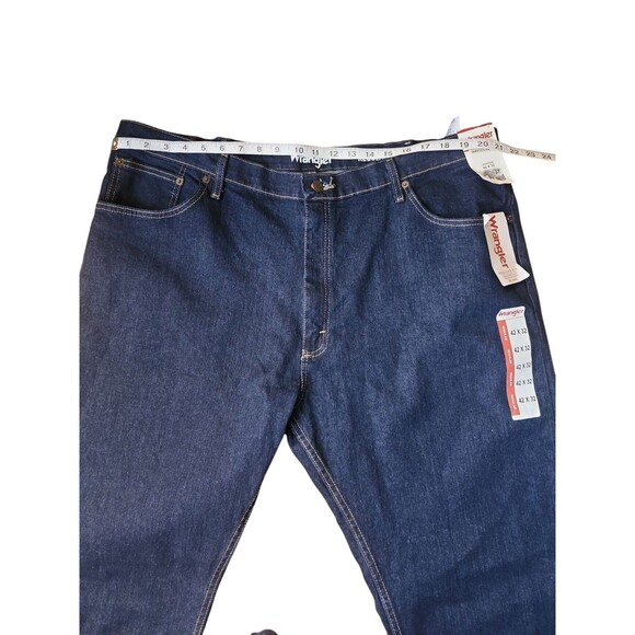 Wrangler Jeans Regular Fit Men's 42 X 32 Straight Leg Free To Stretch Dark Wash - Picture 7 of 11